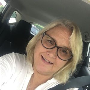 Meet your Posher, Ann